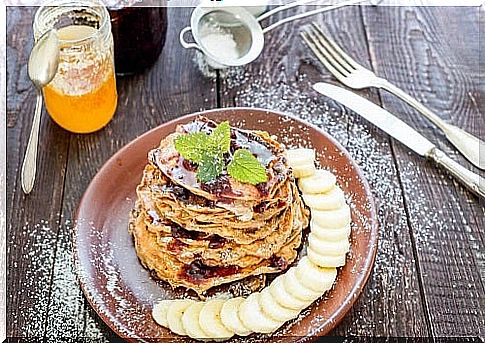 Banana pancakes on the recipe list for a healthy breakfast