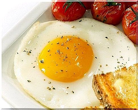 Essential nutrients for the brain present in eggs