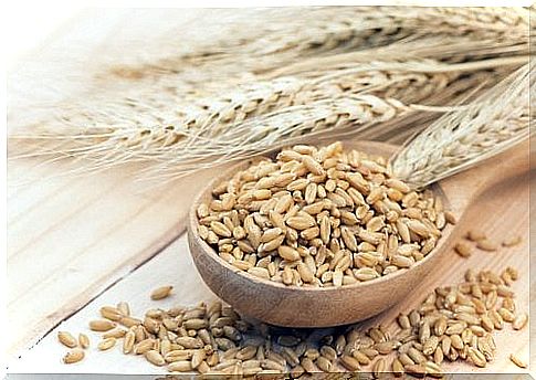 Natural remedies for facial blemishes prepared with barley