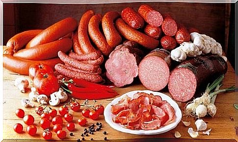 Foods to avoid if you suffer from hypothyroidism such as sausages