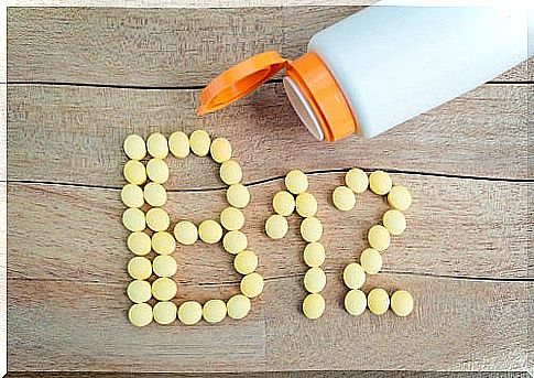 Vitamin B12 deficiency can lead to diseases that cause a cold sensation