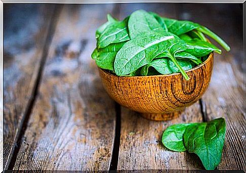 Spinach is in the category of alkaline foods