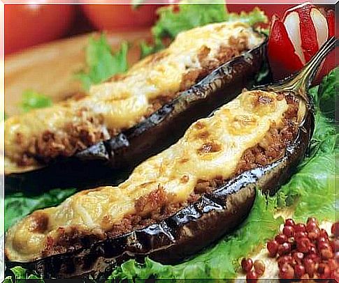 Eggplant stuffed with meat sprinkled with grated cheese