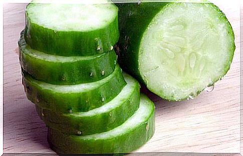 Cucumbers as an ingredient in a detoxifying salad