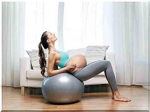 Pregnant exercising