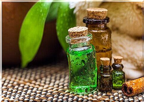 Essential oils treat herpes 