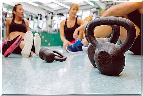 How to burn 300 calories in the gym