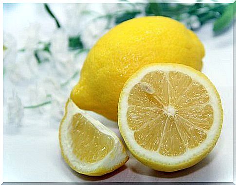 Lemon is an environmentally friendly stain remover