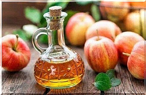 Apple vinegar