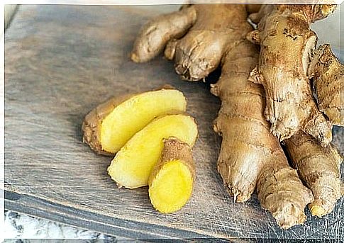 Pieces of fresh ginger