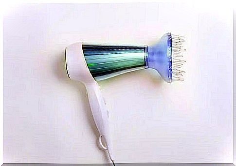 Hair dryer with thermal protector